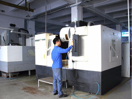 精密机械设备——CNC数控机床